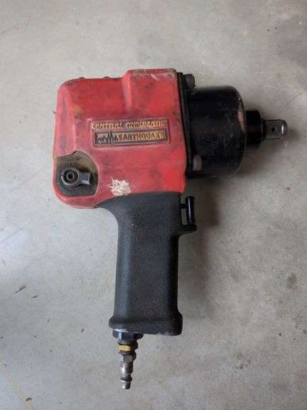 Central Pneumatic Earthquake Air Impact Wrench