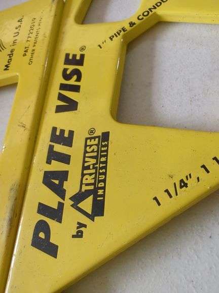 Plate Vises: Tri-Vise & Lumberlok, plus DeWalt Miter Saw Angle Finder