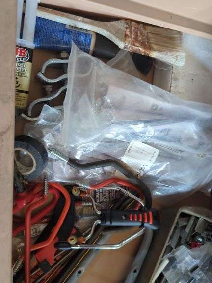 Tools & Hardware