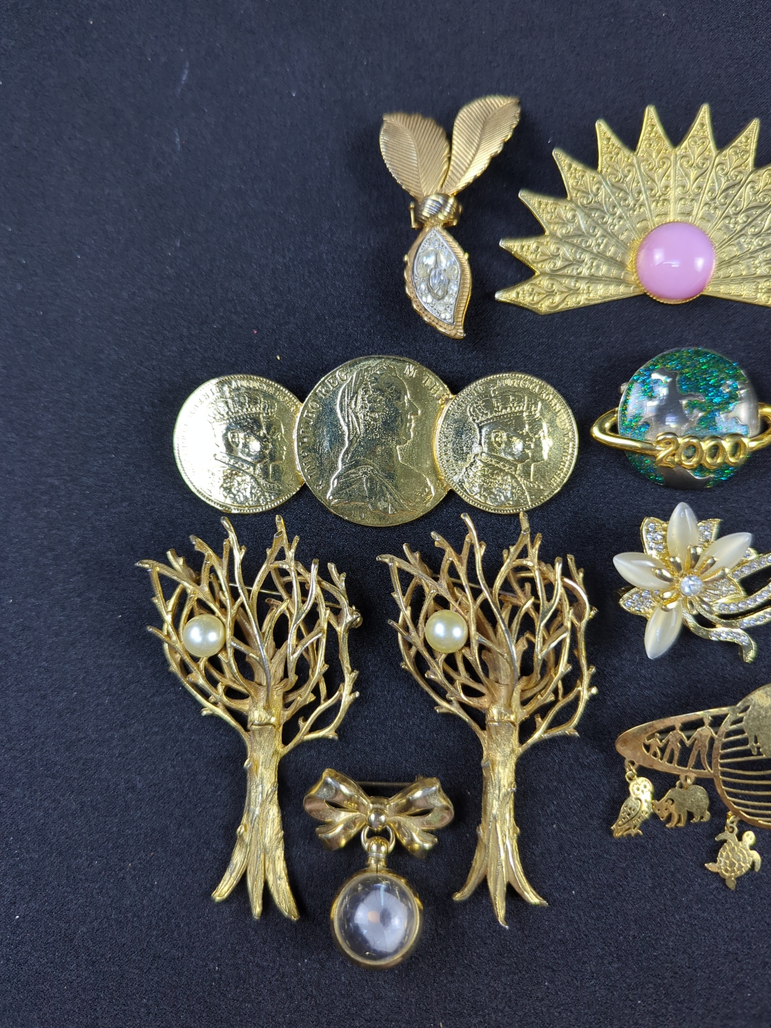 Lot image 2