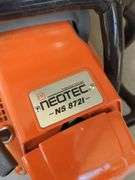NEOTEC Professional Chainsaw