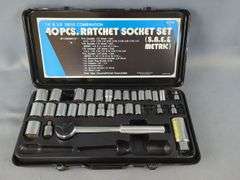 Hand Tools Lot: 40-Piece Socket Set, Metal Snips, and Hammer
