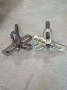 Mechanics Puller Assortment, Various Sizes And Styles