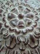 Distressed Style Round Wall Medallion, 39"