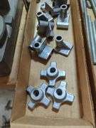 Central Machinery One Ton Arbor Press with Assorted Hardware