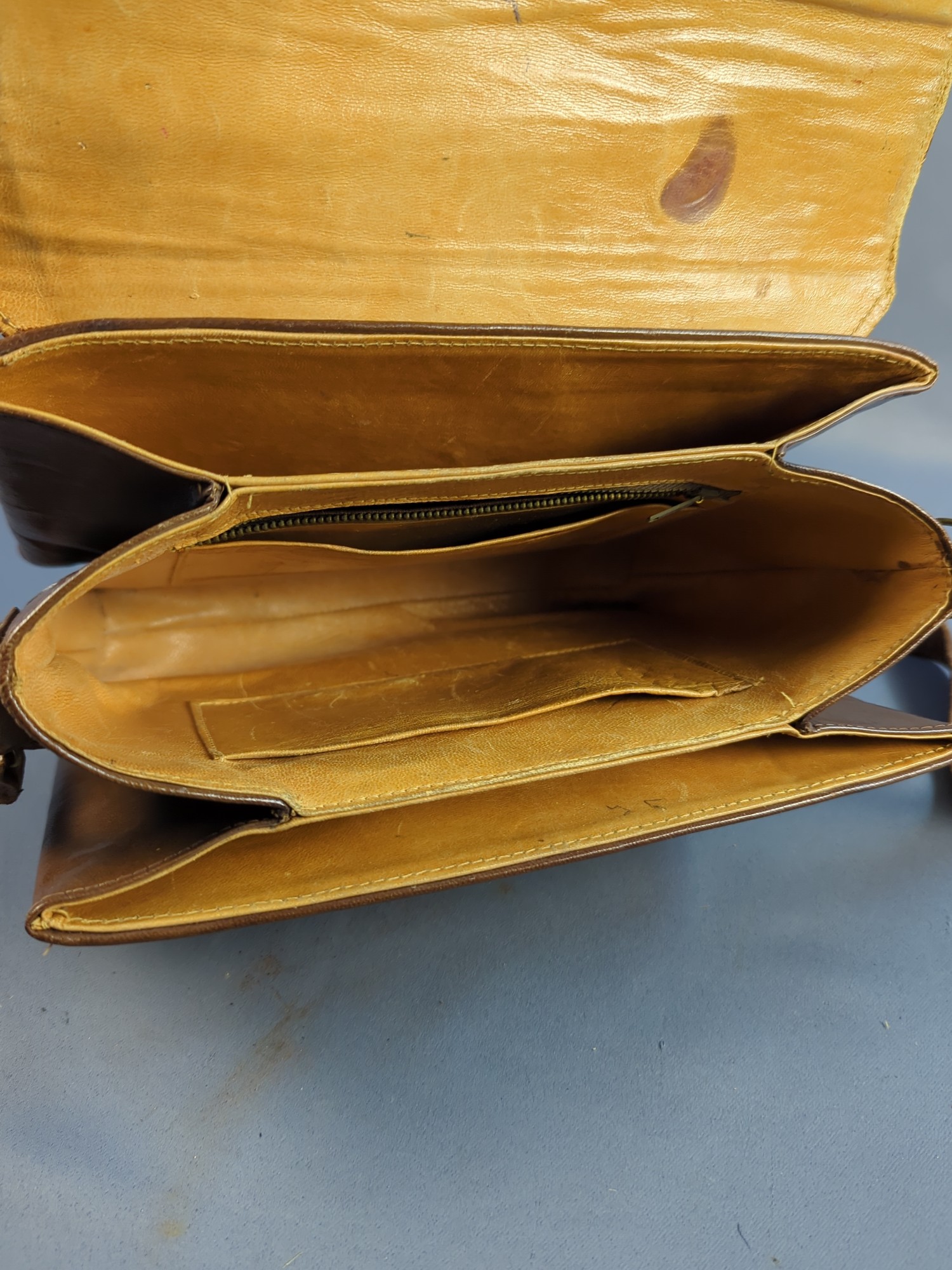 Lot image 3