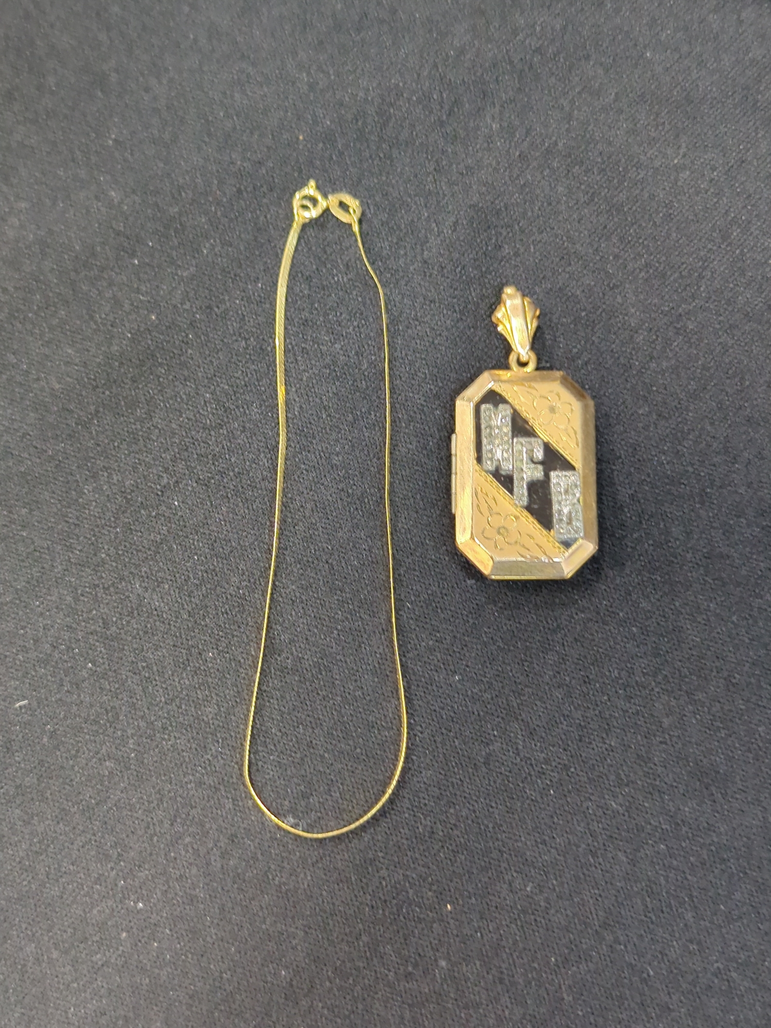 Lot image 2