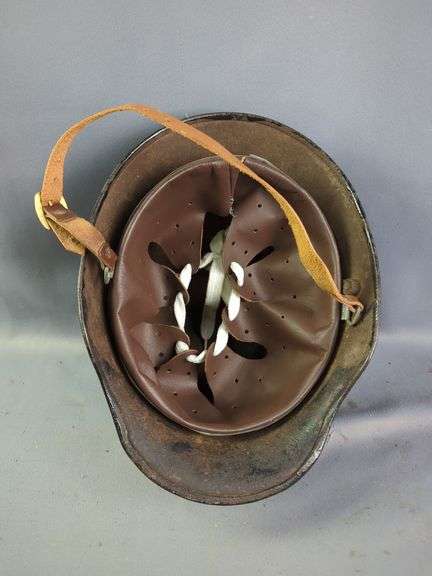 German M-16 WWII Metal Helmet With Repoduction Liner, Size ET 04