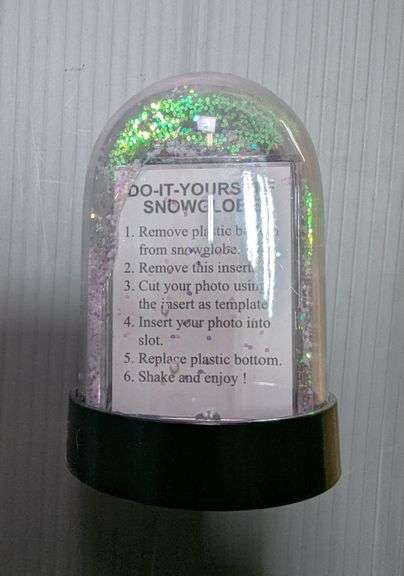 Hallmark Keepsake Ornaments, Snow Globes, Christmas Decorations, and More