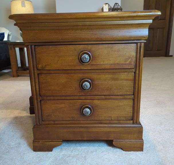 Stanley Furniture Bedside Chest/Nightstand