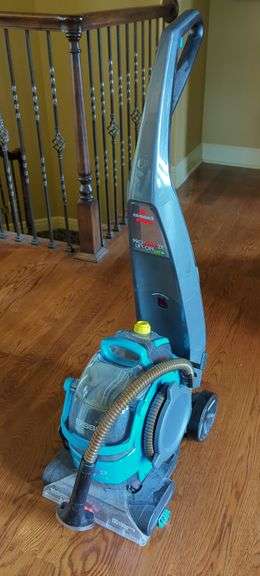 Bissell ProHeat 2X Lift-Off Pet Carpet Cleaner