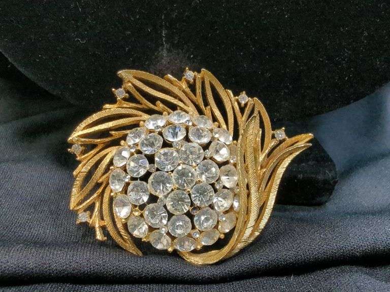 Vintage Ladies Unser Brooches, Qty 2