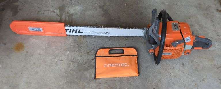 NEOTEC Professional Chainsaw