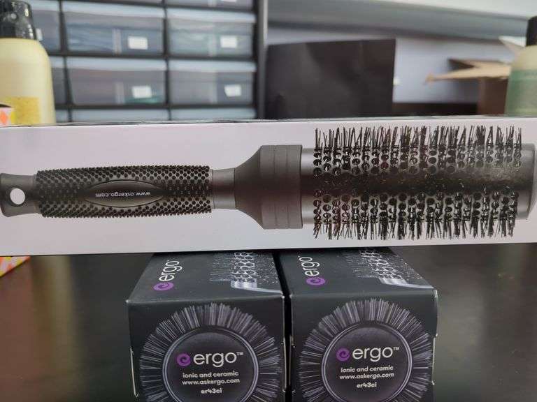 Ergo Ionic and Ceramic Round Hair Brush
