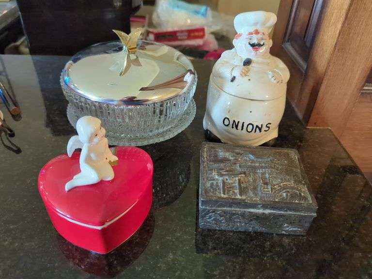 Decorative Lidded Dishes and Trinket Boxes, Qty 4