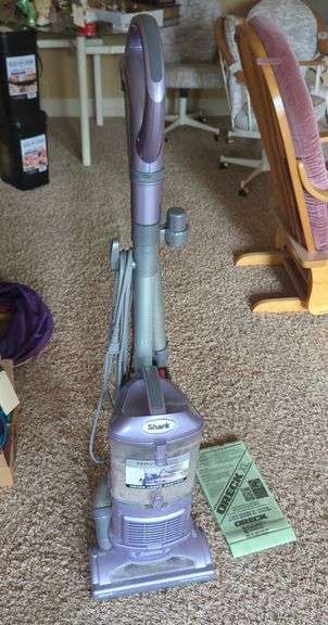 Shark Navigator Lift-Away Vacuum Cleaner Model NV352 26