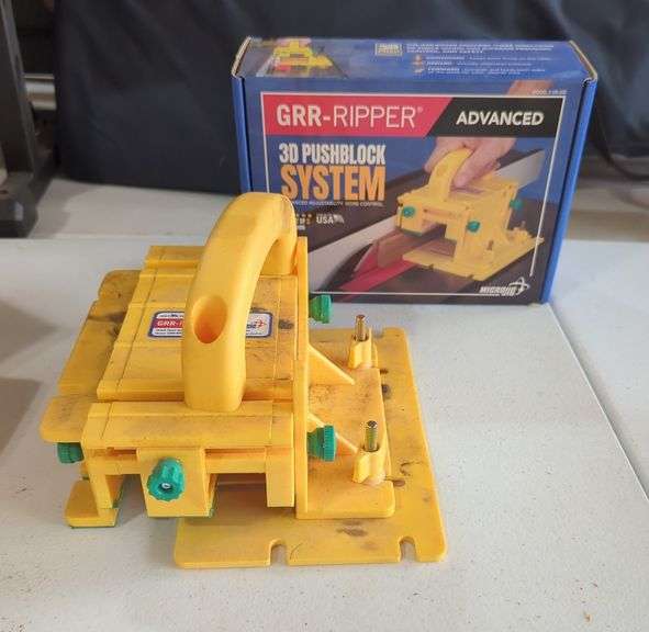 Microjig GRR-RIPPER Advanced 3D Pushblock System