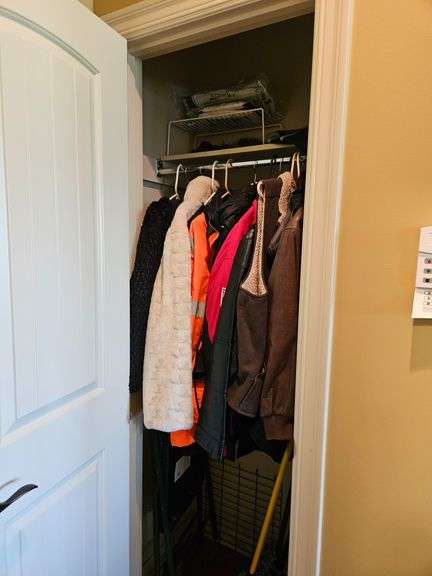 Means and women's jackets Including leather coats, vest, high visibility coat, and more