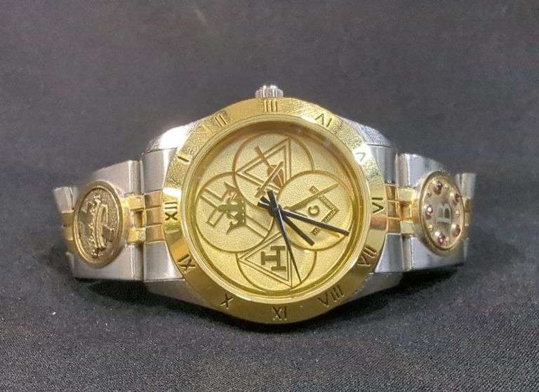 Men's Masonic Wrist Watch With Stainless Steel Band