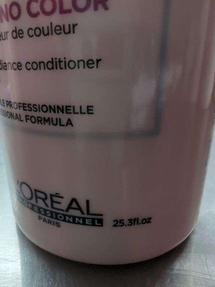 L'Oreal Serie Expert Vitamino Color Hair Care Shampoo And Conditioner