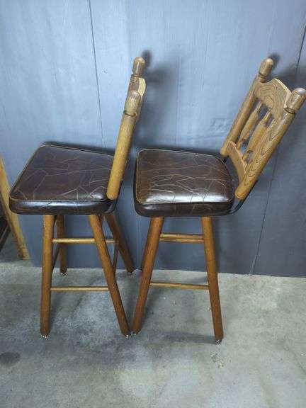 Bar Stools with Leatherette Seats