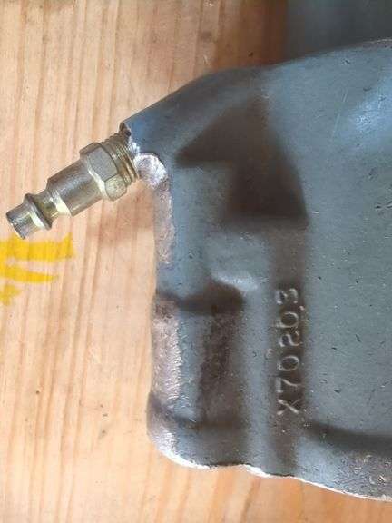 Textron Aerospace Fasteners Cherry G702 Rivet Gun