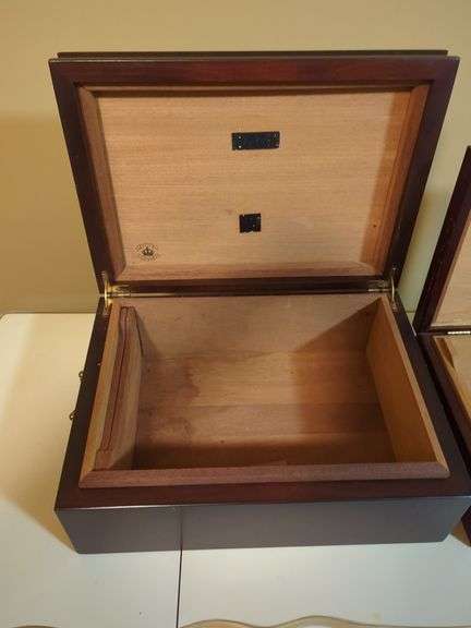 Diamond Crown Cigar Humidors, Qty 2, Various Sizes