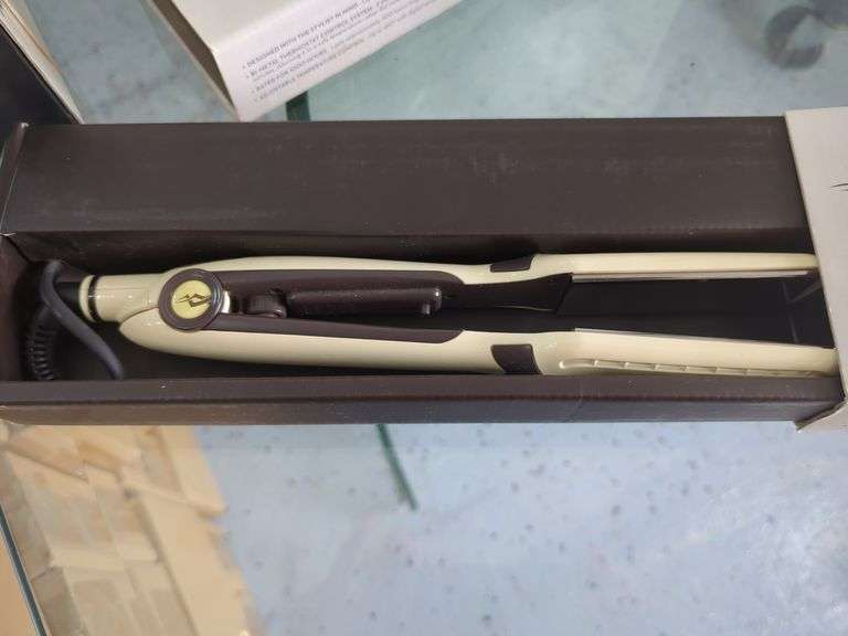 U-Smooth Limited Edition 1.5" Professional Smoothing Iron