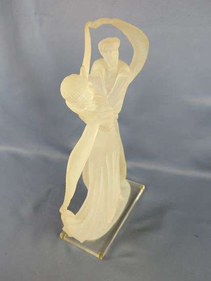 Dancing Couple Sculpture