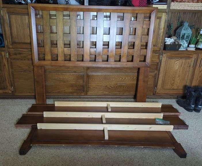 Queen Size Wood Bedroom Set Including Headboard Footboard And Rails
