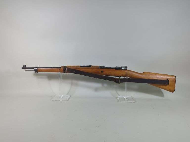 Spain Oviedo/ Samco M1916 7mm Mauser Bolt Action Rifle SN# K8809, With Bayonet, Leather Sling