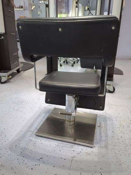 Salon Styling Chair