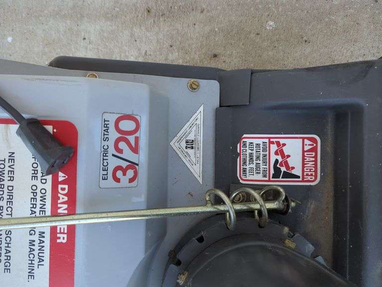 Craftsman 20" Snow Thrower
