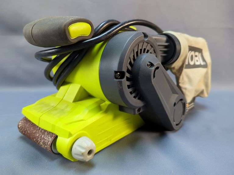 Black & Decker Heavy Duty 3/8" Hole Gun Drill with Metal Case and Ryobi Belt Sander BE319