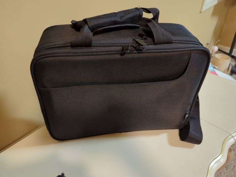 Assorted Laptop Bags, Qty 3