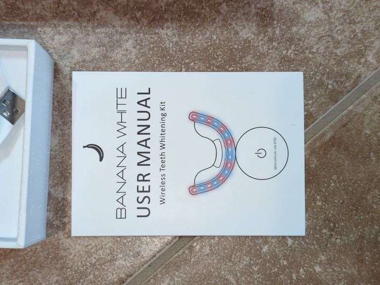 Banana White Wireless Teeth Whitening Kit And Denture Cleaner