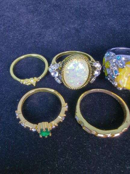 Selection of Costume Jewelry Fashion Rings