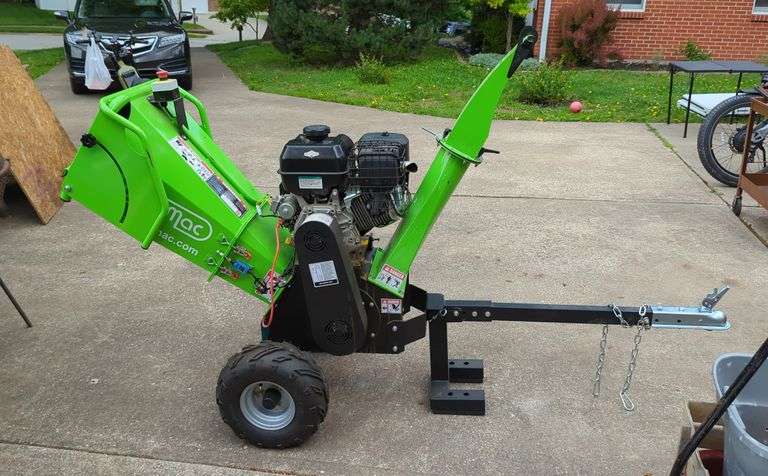 Wallemac Gas Powered 6" Wood Chipper With Tow Hitch