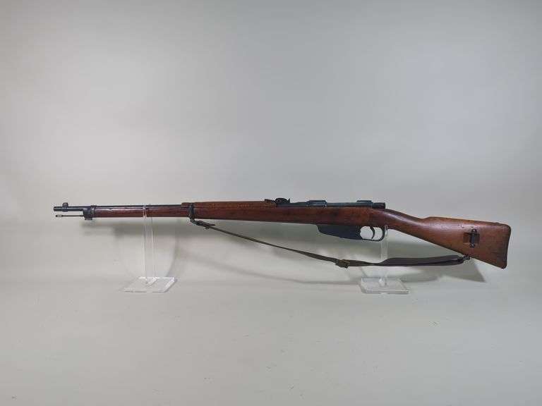 Italy/ Fabrica d'Armi Terni Factory Carcano 6.5mm Bolt Action Rifle SN# BF1679, With Bayonet Marked C. GNUTTI, Leather Sling, No Mag