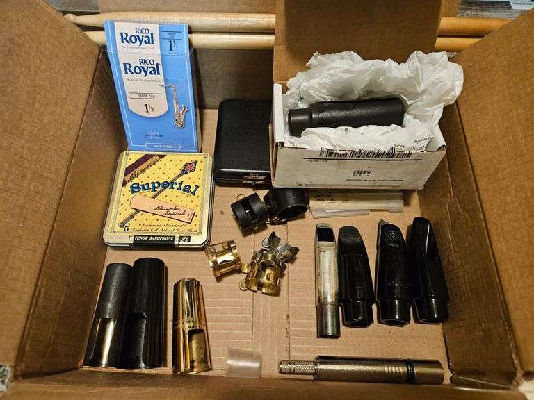 Alto Saxophone Mouthpieces, Ligatures, and Reeds