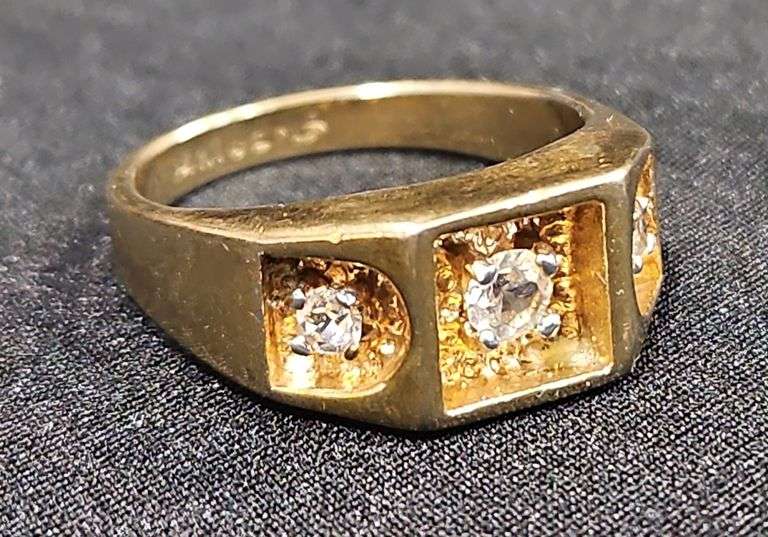 Ladies 14K Gold Electroplated Ring With Clear Glass Stones, Size 9