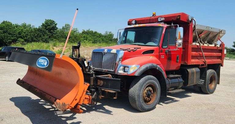2007 International 7700 DT570 Dump Truck, VIN 1HTWDAZR57J378134, Mileage Showing On Odometer 48,835, City Of Shawnee, KS Surplus, See Details For Video