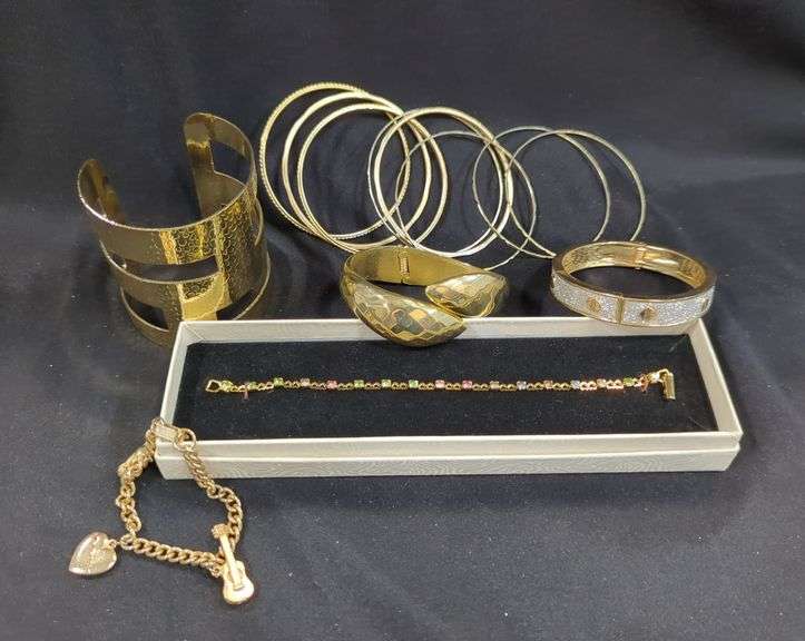 Ladies Gold Toned Bracelets Bangles, Cuffs, and Chain Link, Total Qty 14