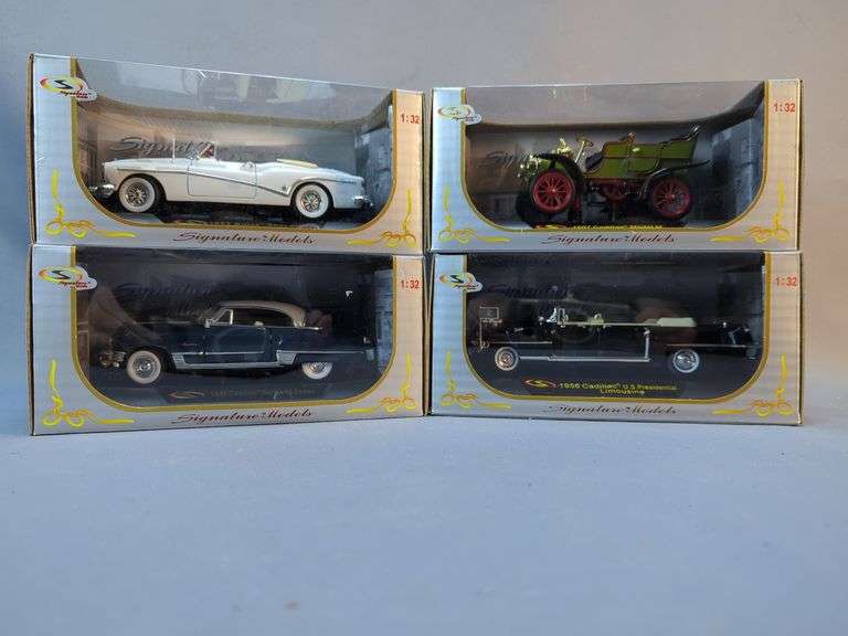 Signature Models 1/32 Scale Car Collection