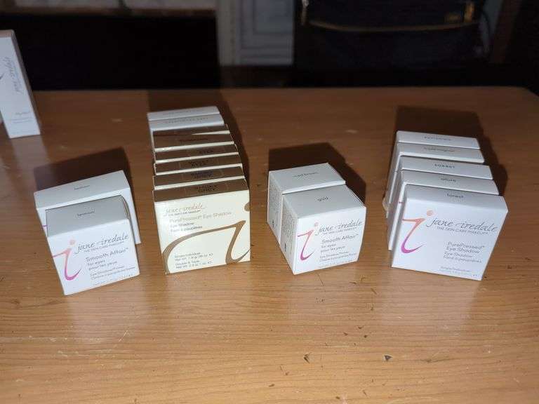 Jane Iredale Eye Shadow, Assorted Shades And Eye Shadow Primer