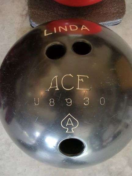 Bowling Balls Including Brunswick NFL Kansas City Chiefs & Ace Both With Bags