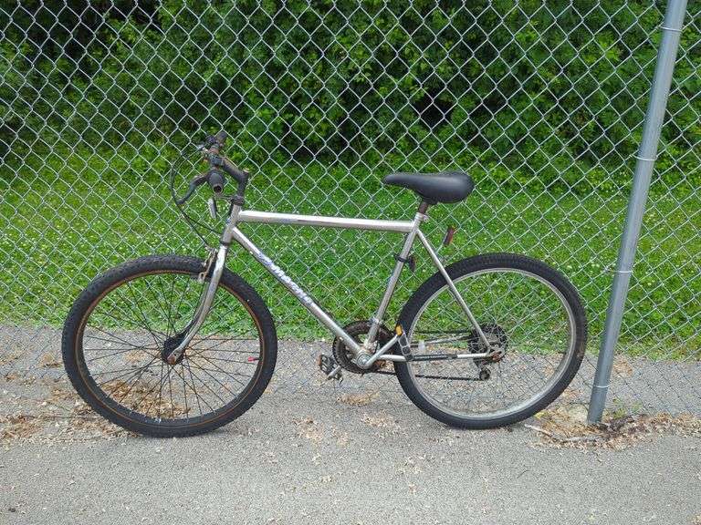 Zanzibar Magna 15-Speed Bicycle