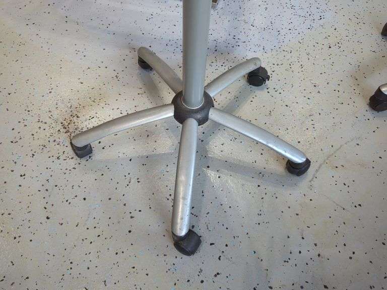Jewell Adjustable Height Rolling Salon Table with Frosted Glass Top