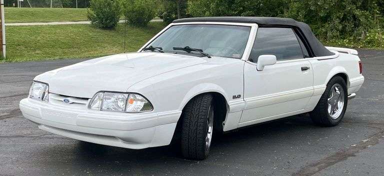 Cars, Trucks, Trailers And Motorcycle Vehicle Auction