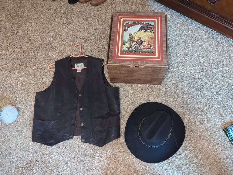 Stetson 4X Beaver Cowboy Hat, Charlie 1 Horse Storage Box And Cripple Creek Leather Vest